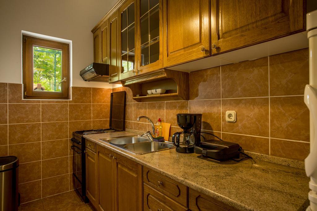 Ava Apartmani Zablaće Buitenkant foto