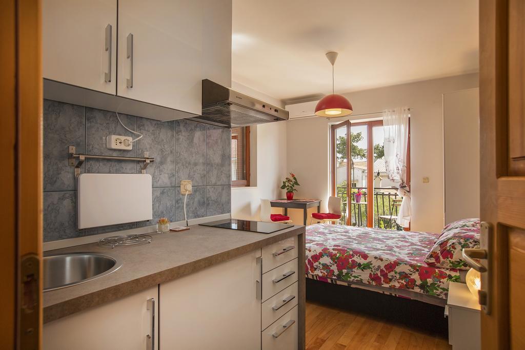 Ava Apartmani Zablaće Buitenkant foto